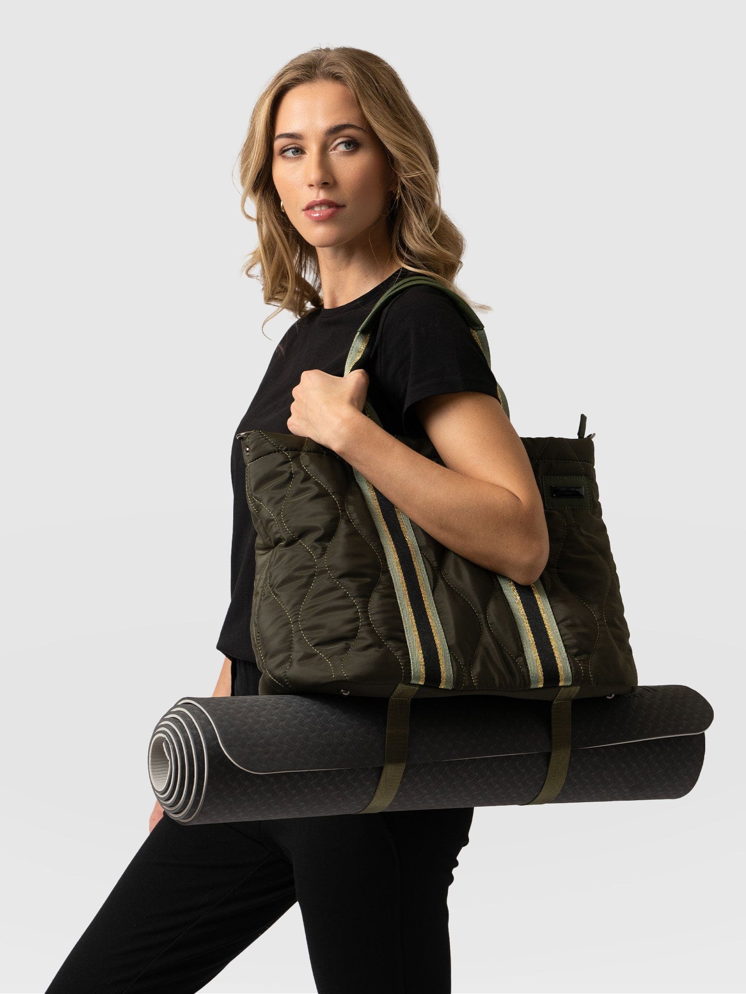 Quilted Tote Bag Khaki - Women's Tote Bags | Saint + Sofia® EU